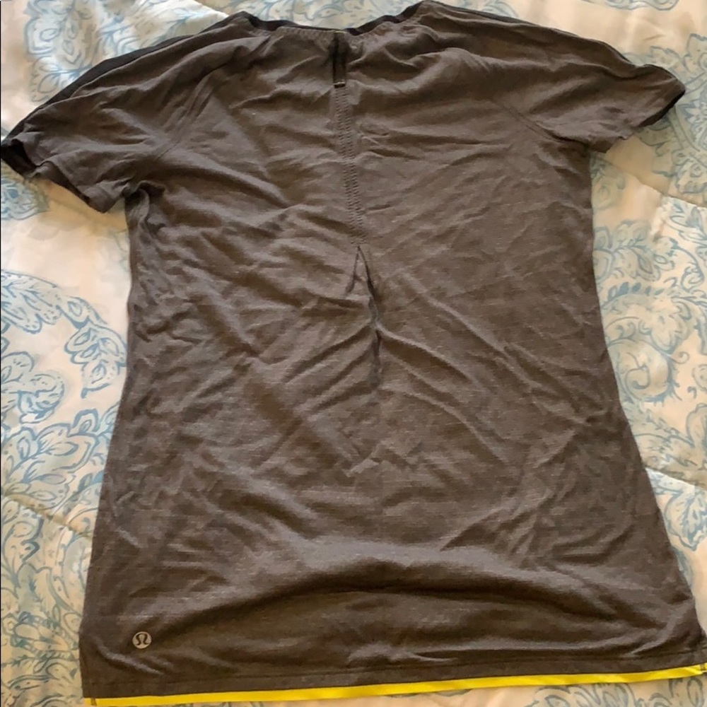Lululemon - Picture 2 of 3